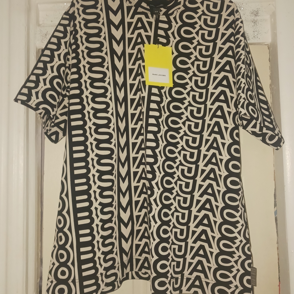 Black and White Graphic T-Shirt